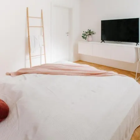 Beata Apartament *